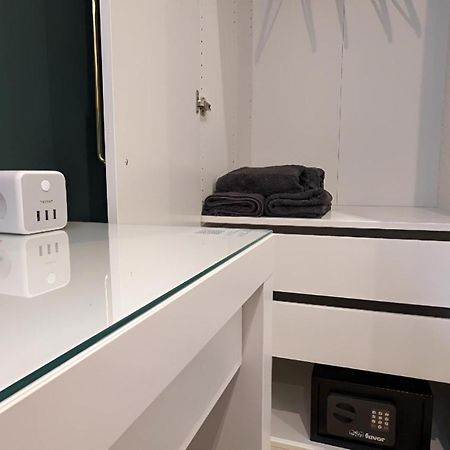 3 Rooms - Zimmervermietung Naehe Flughafen Ber - Gratis Wlan, Parken & Netflix Берлин Экстерьер фото