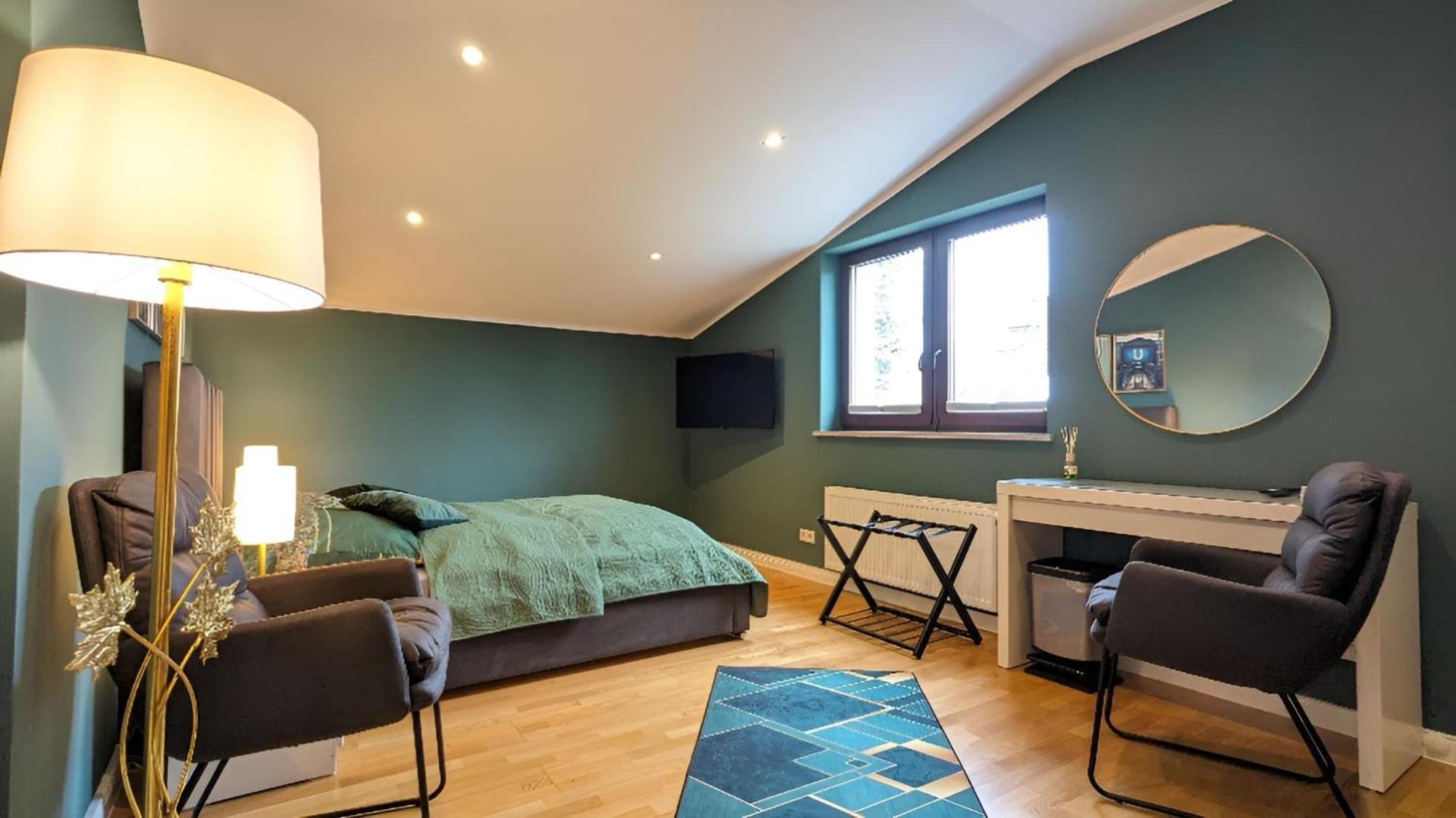 3 Rooms - Zimmervermietung Naehe Flughafen Ber - Gratis Wlan, Parken & Netflix Берлин Экстерьер фото