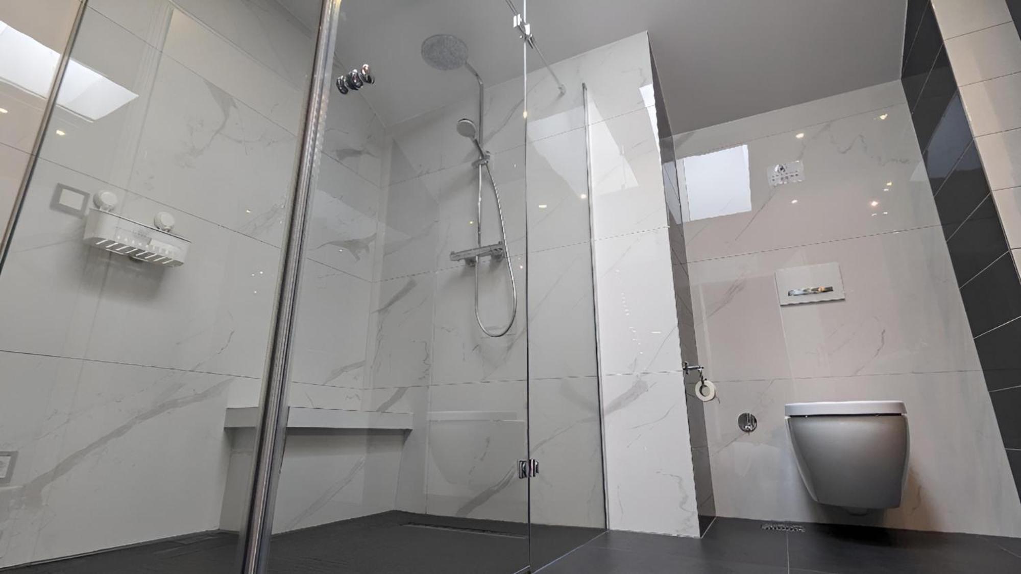 3 Rooms - Zimmervermietung Naehe Flughafen Ber - Gratis Wlan, Parken & Netflix Берлин Экстерьер фото