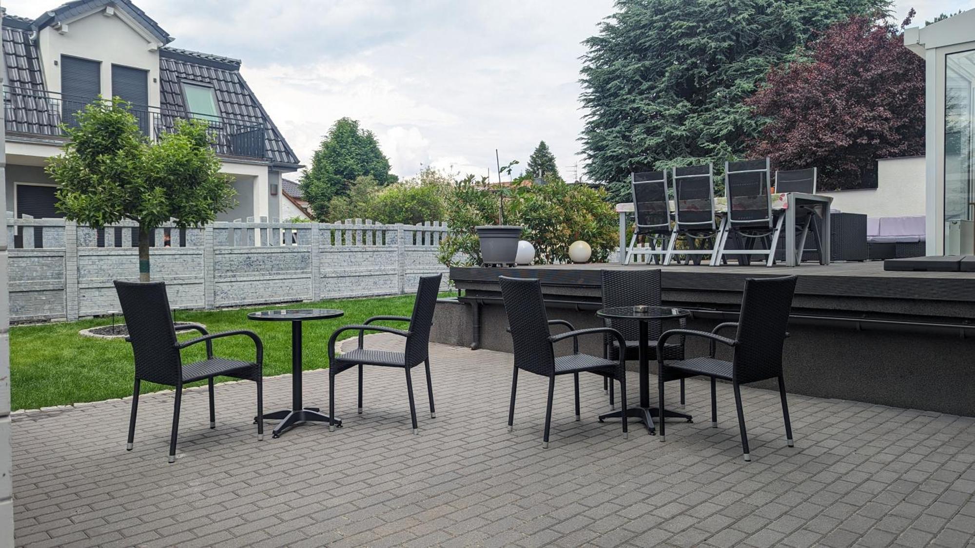 3 Rooms - Zimmervermietung Naehe Flughafen Ber - Gratis Wlan, Parken & Netflix Берлин Экстерьер фото